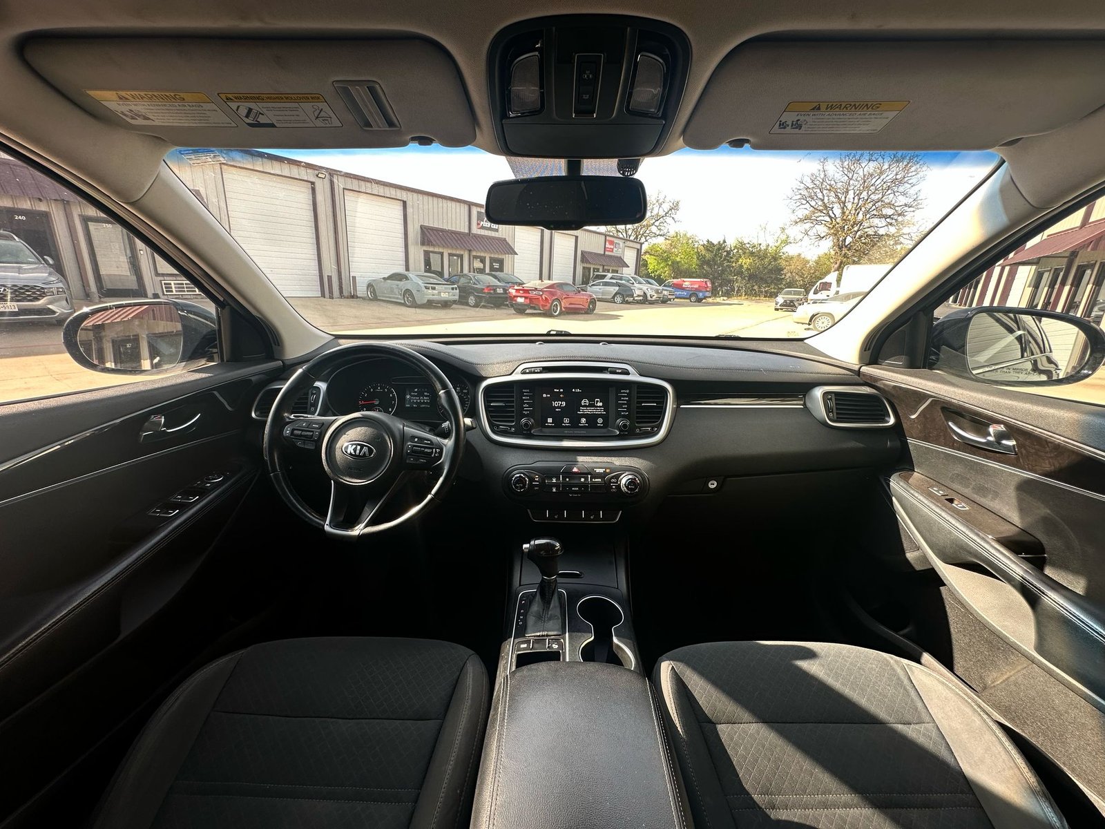 
								2017 Kia Sorento full									