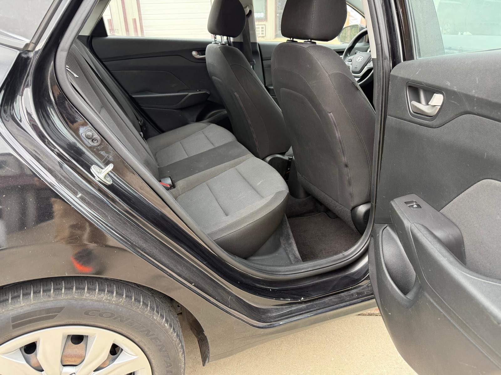 
								2018 Hyundai Accent full									