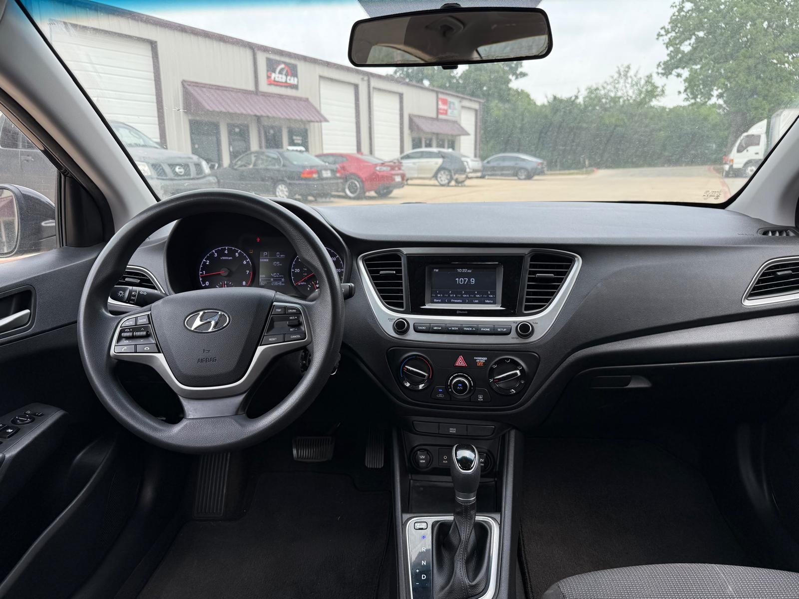 
								2018 Hyundai Accent full									