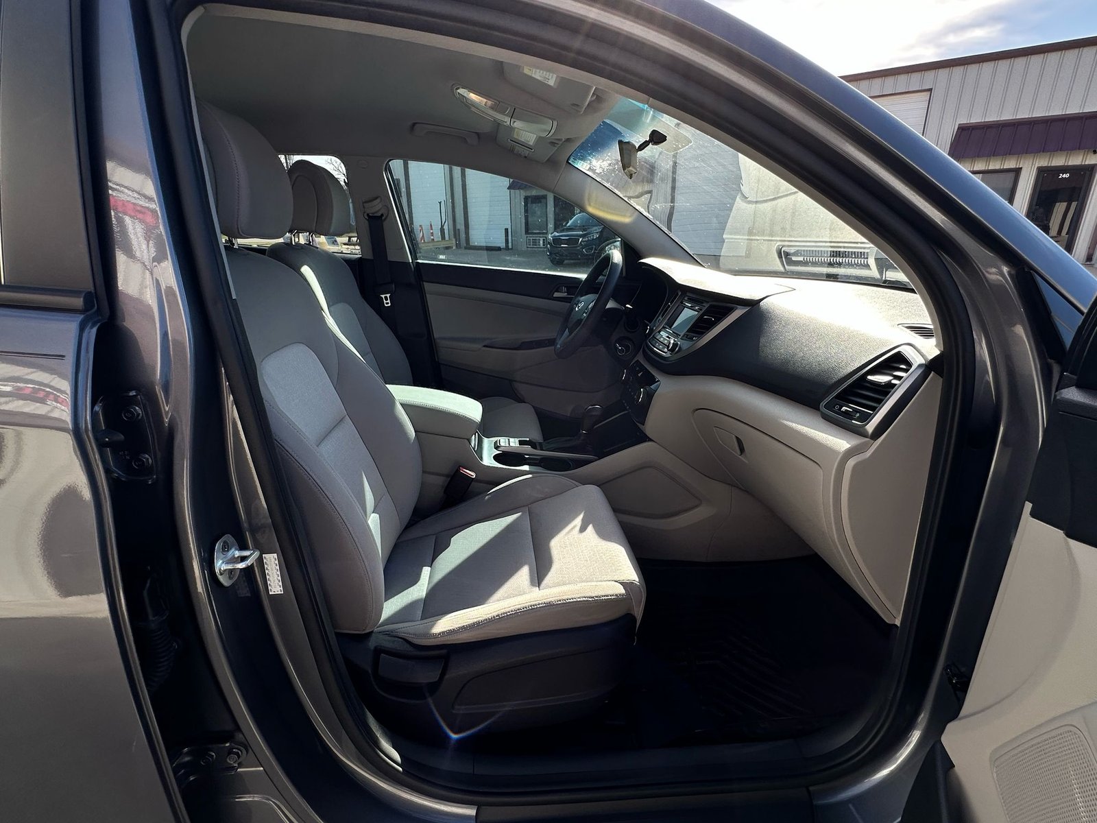 
								2016 Hyundai Tucson SE full									