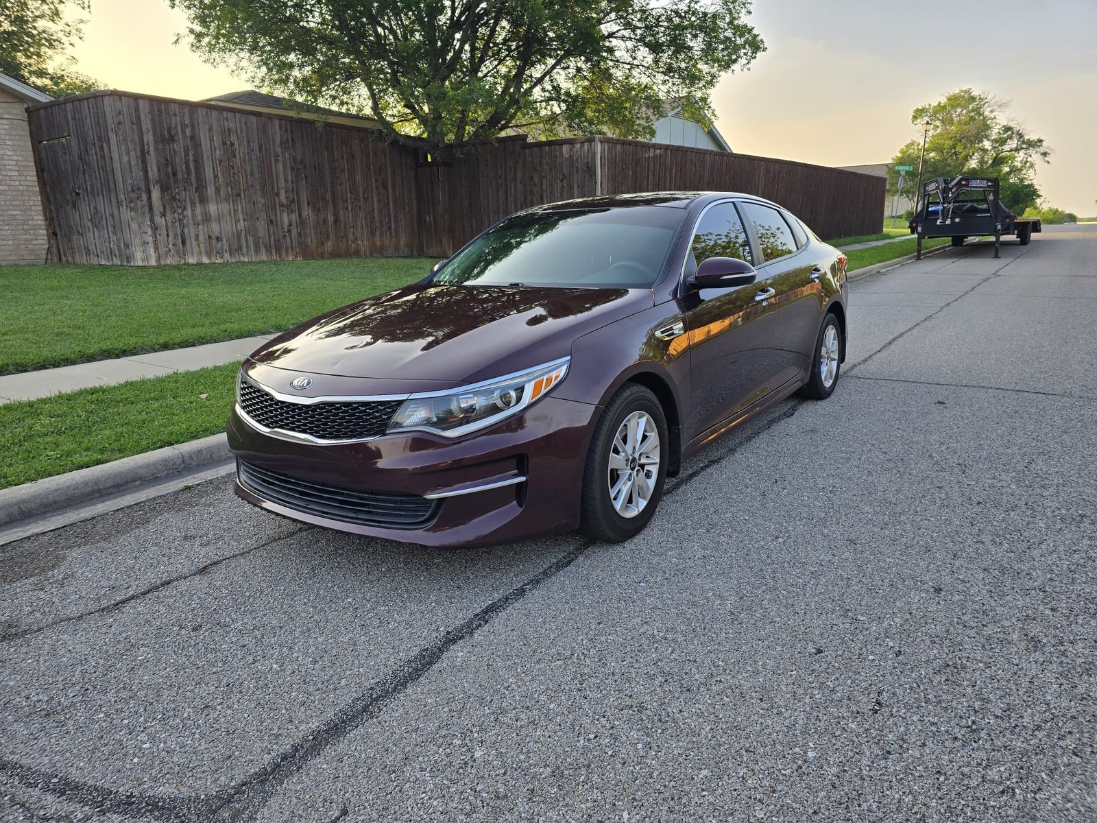 
								2017 Kia Optima full									