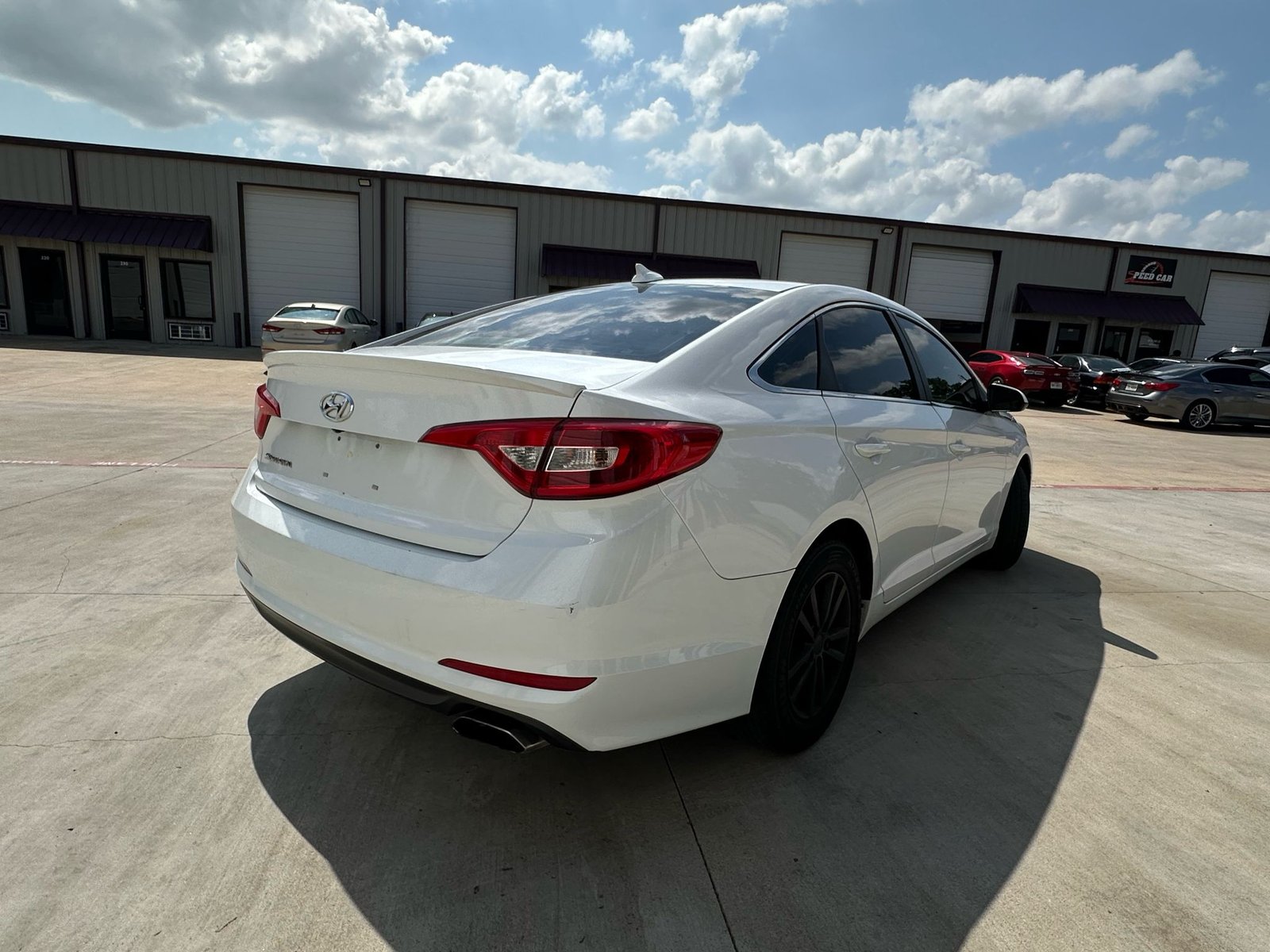 
								2017 Hyundai Sonata full									