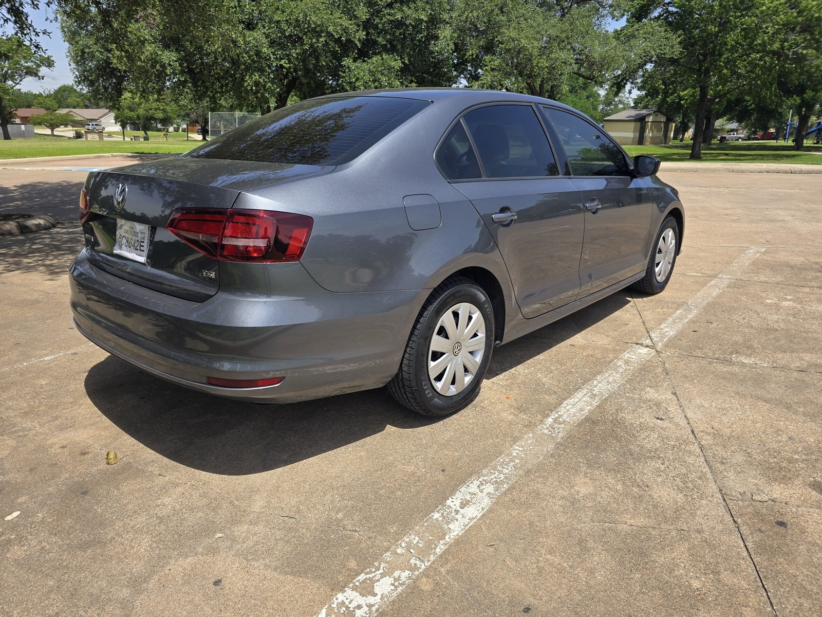 
								2016 Volkswagen Jetta full									