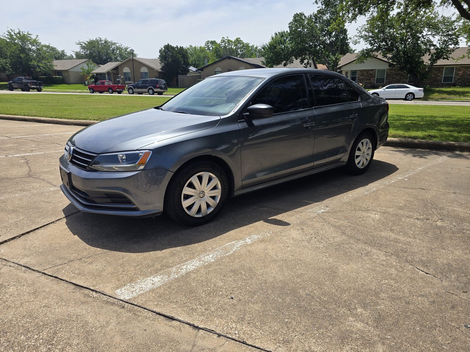 
								2016 Volkswagen Jetta full									