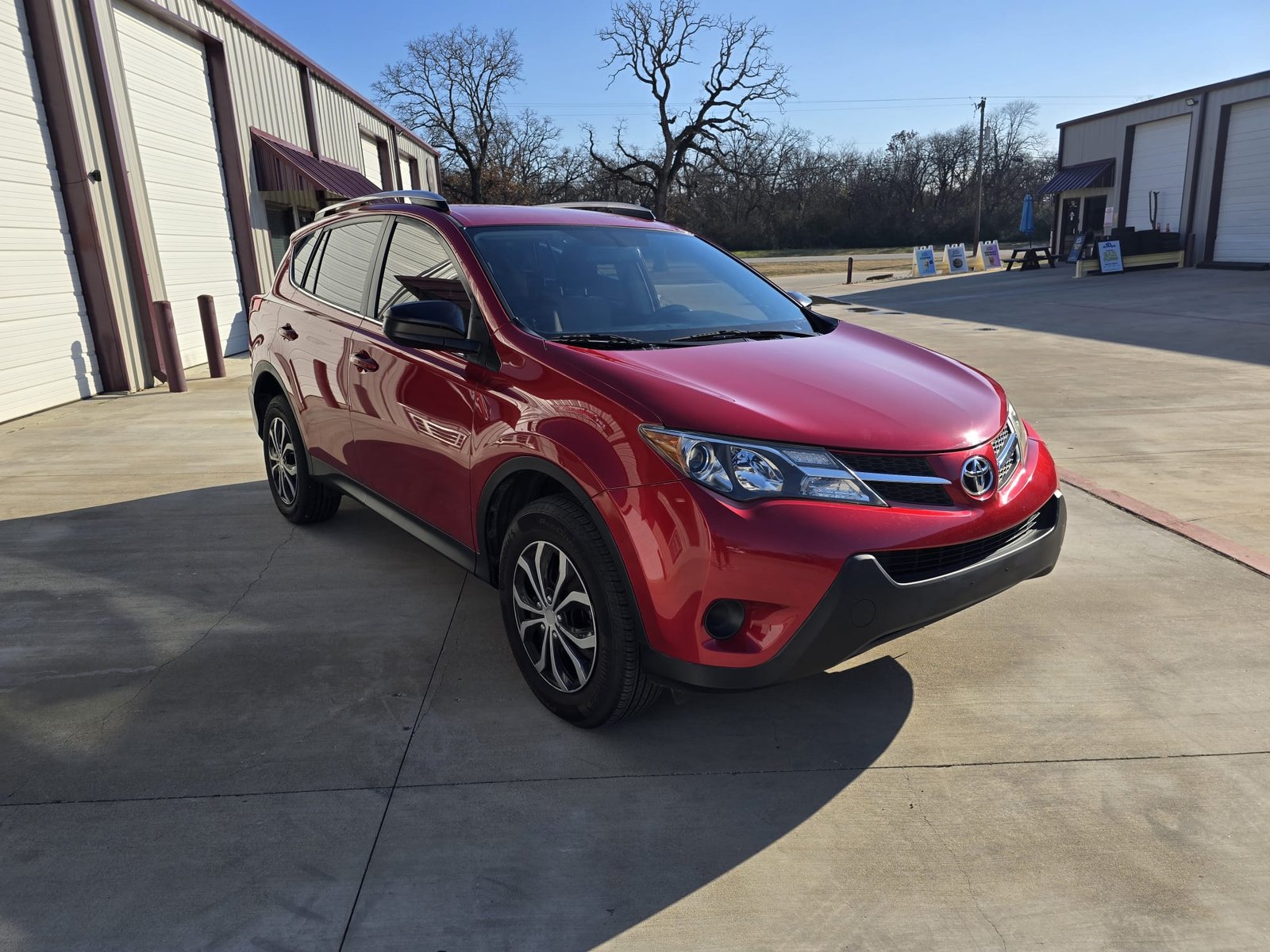 
								2015 Toyota RAV4 full									