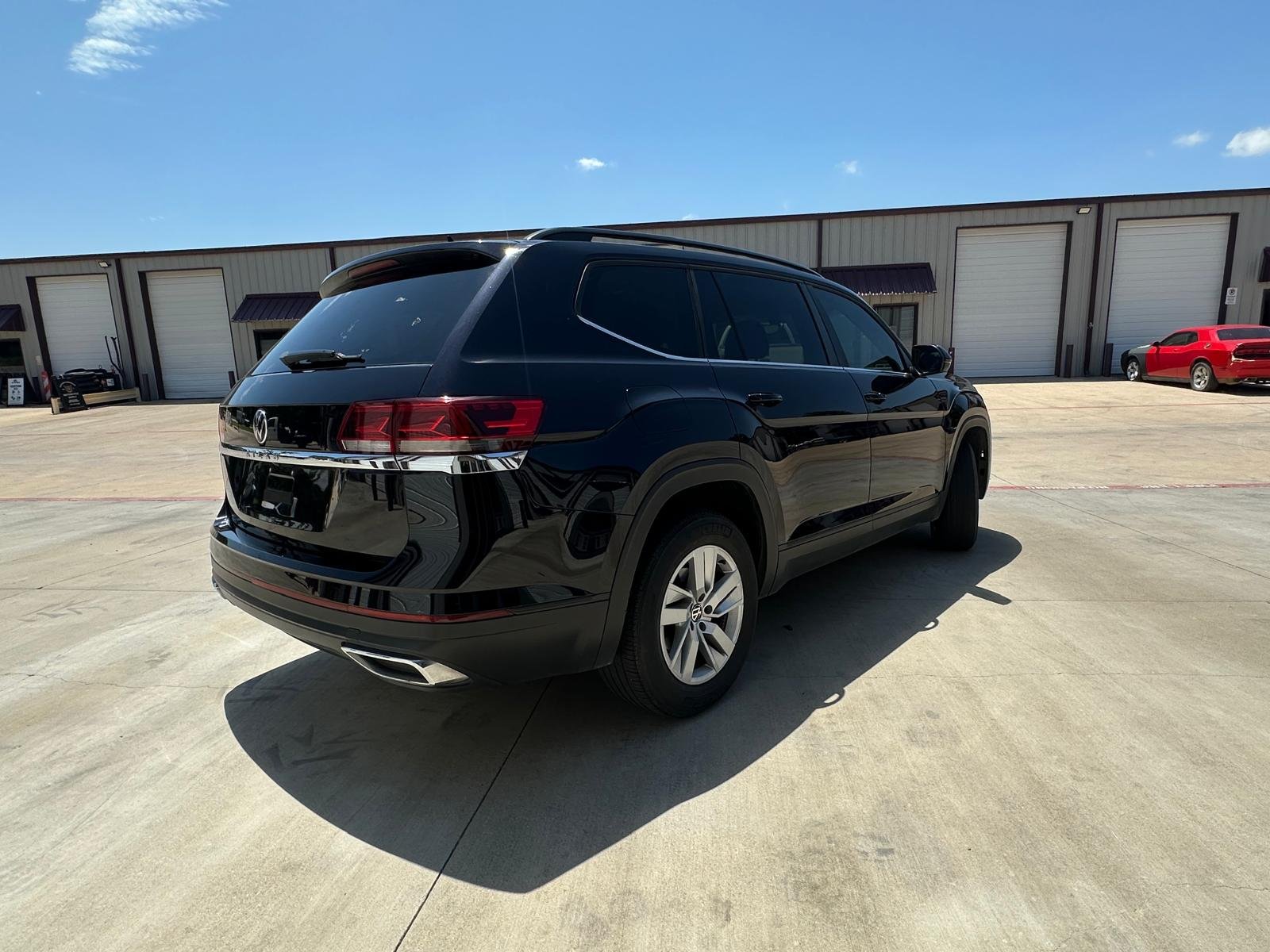 
								2021 Volkswagen Atlas full									
