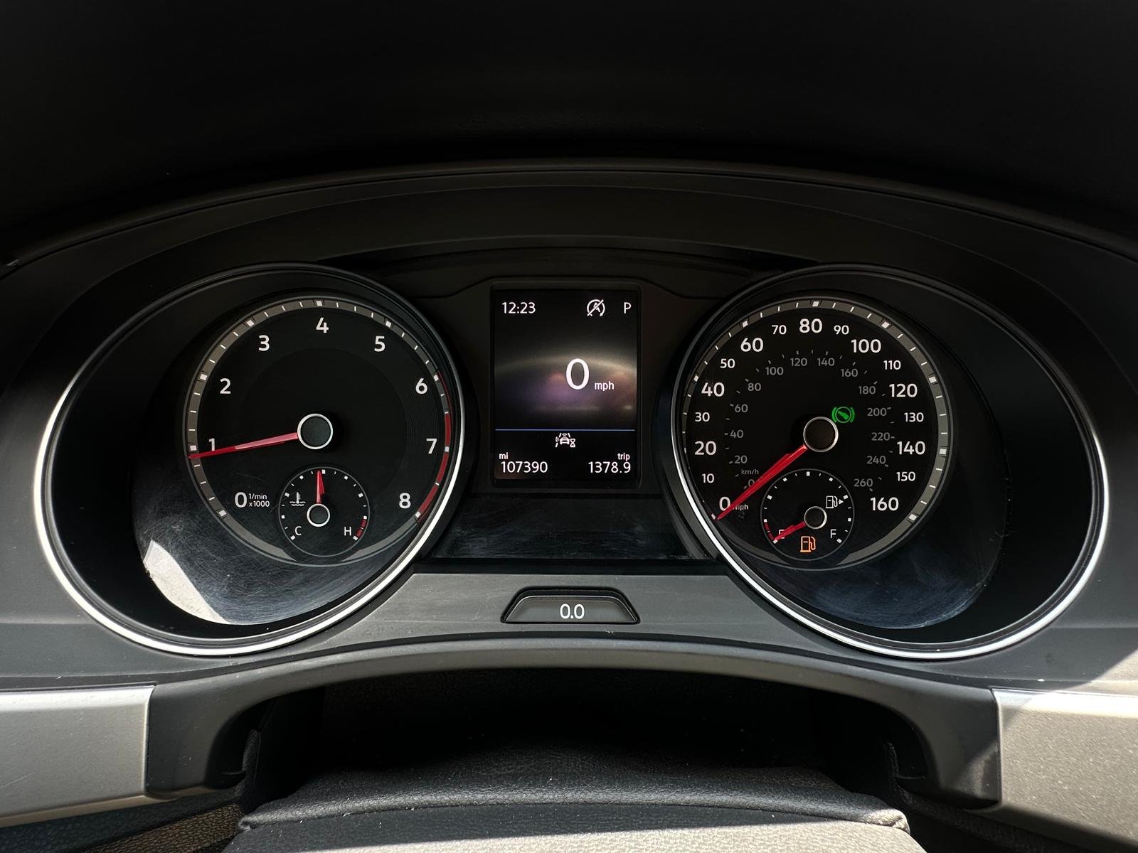 
								2021 Volkswagen Atlas full									