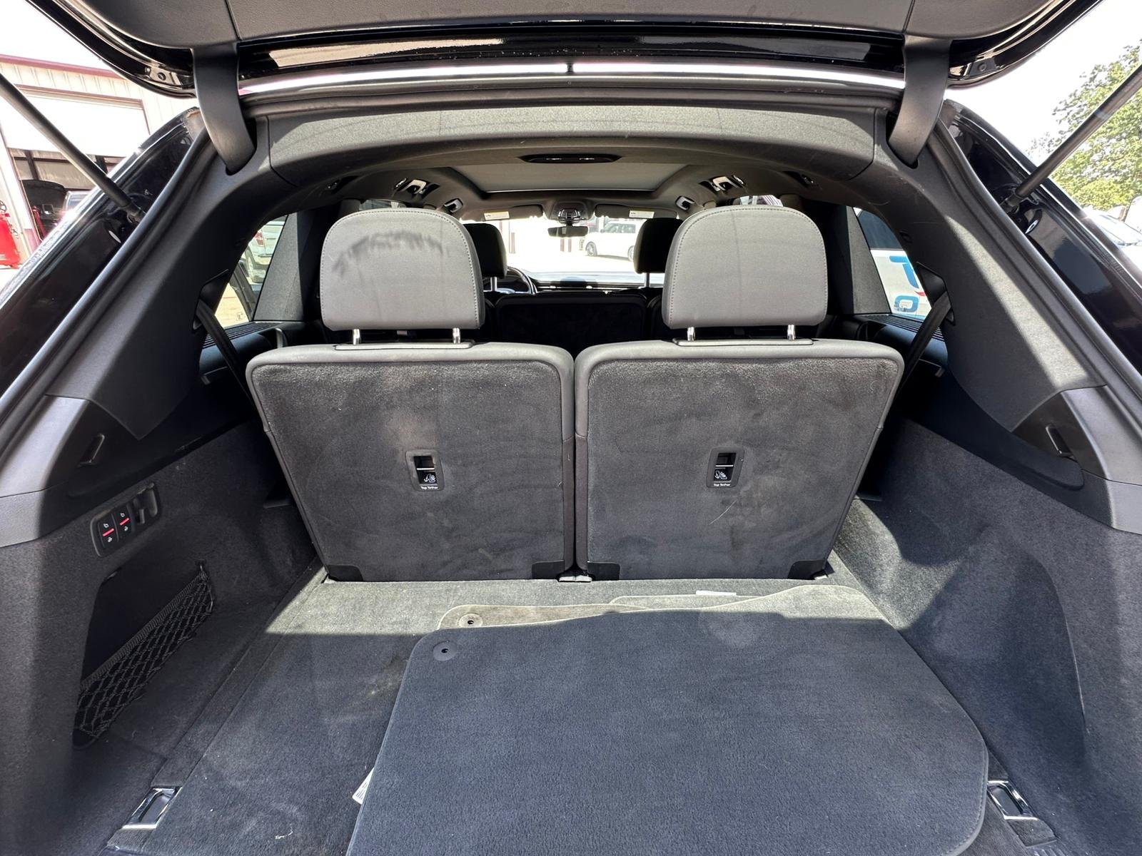 
								2020 Audi Q7 full									
