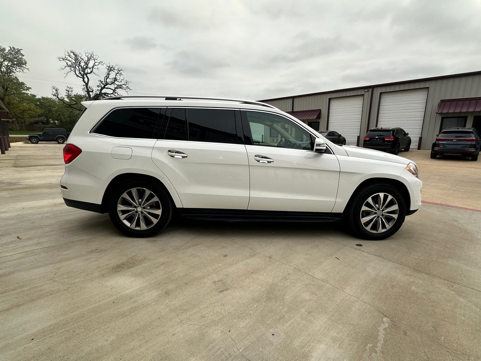
								2015 Mercedes Benz GL450 4MATIC full									
