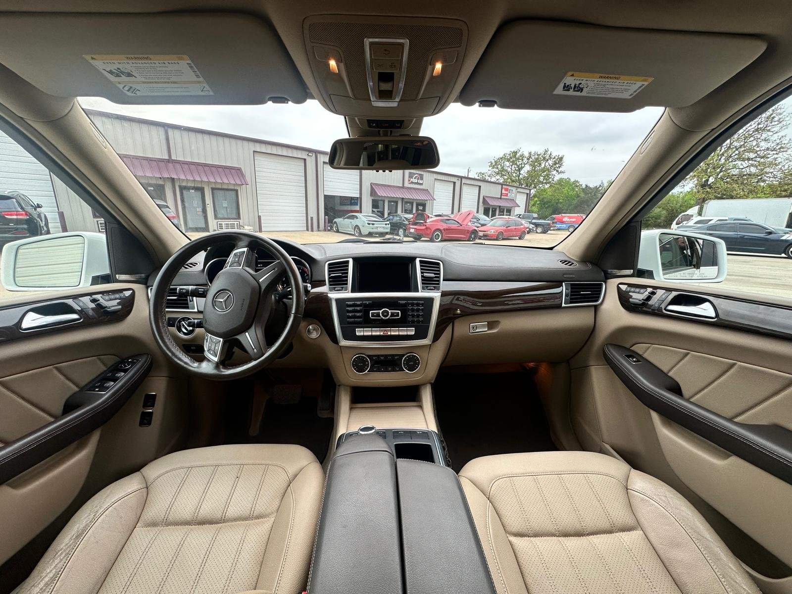 
								2015 Mercedes Benz GL450 4MATIC full									