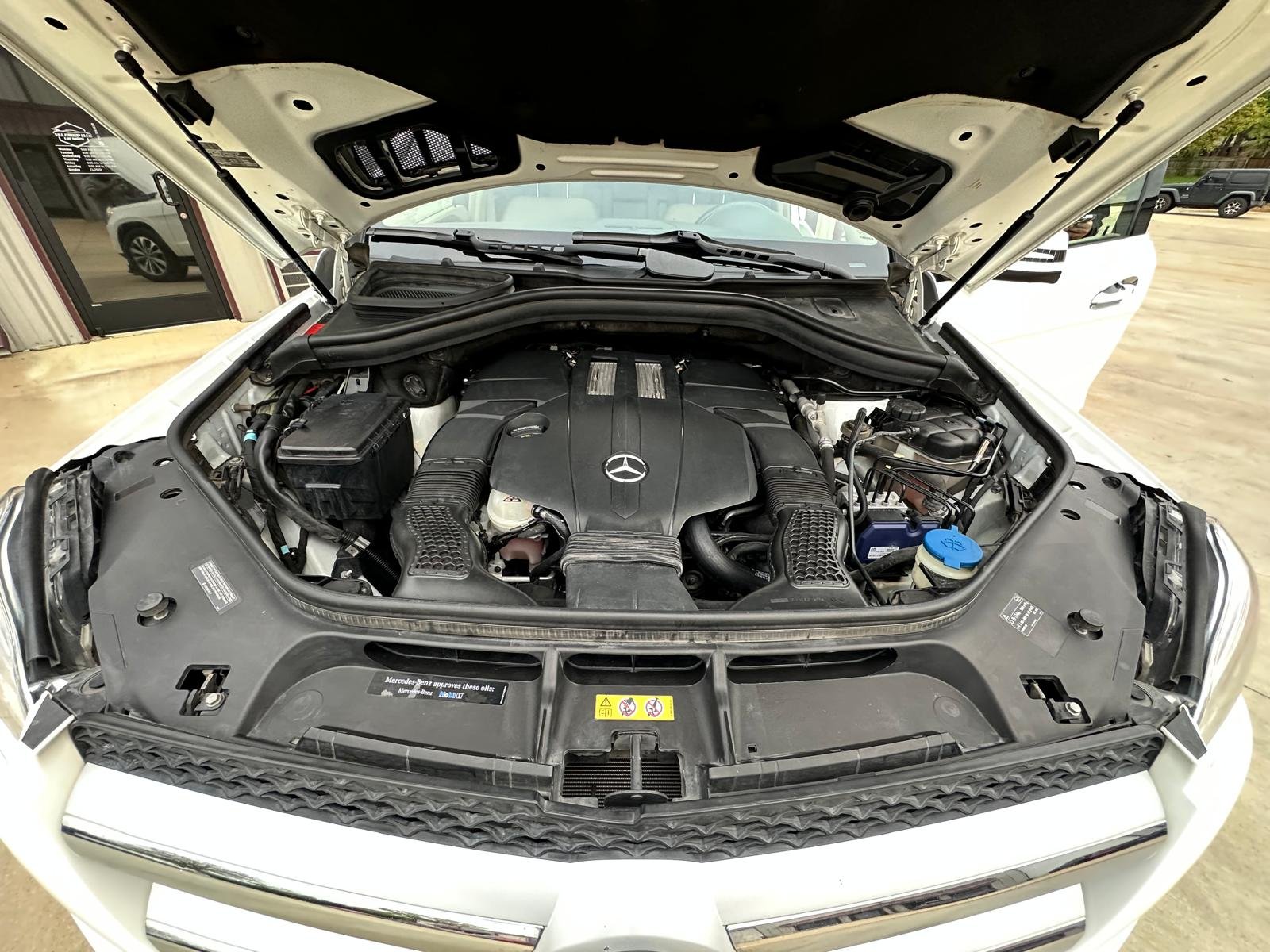 
								2015 Mercedes Benz GL450 4MATIC full									