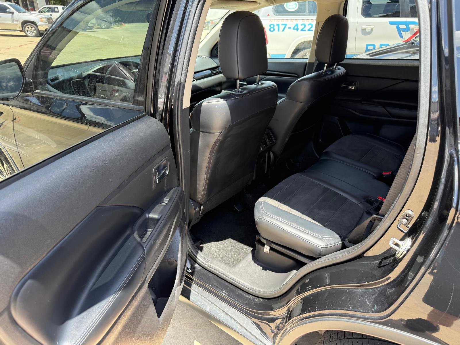 
								2019 Mitsubishi Outlander Se full									