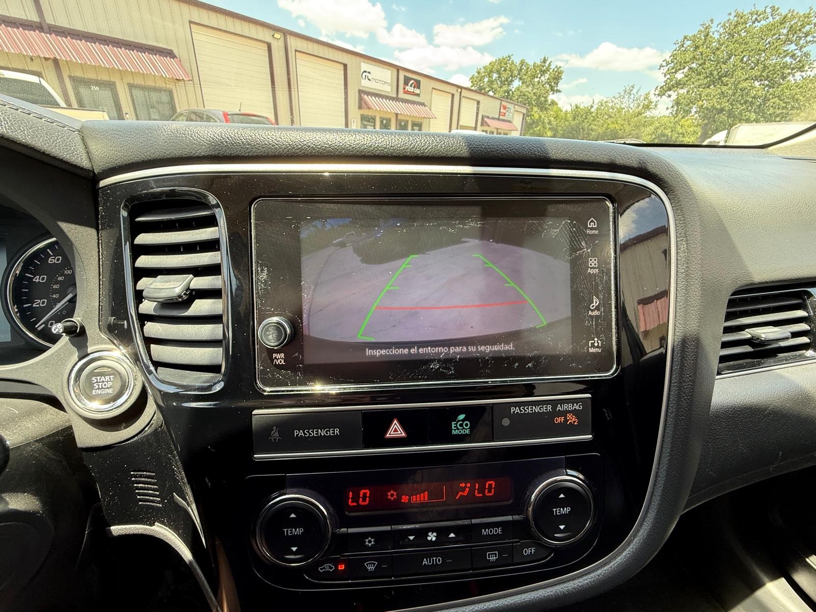 
								2019 Mitsubishi Outlander Se full									